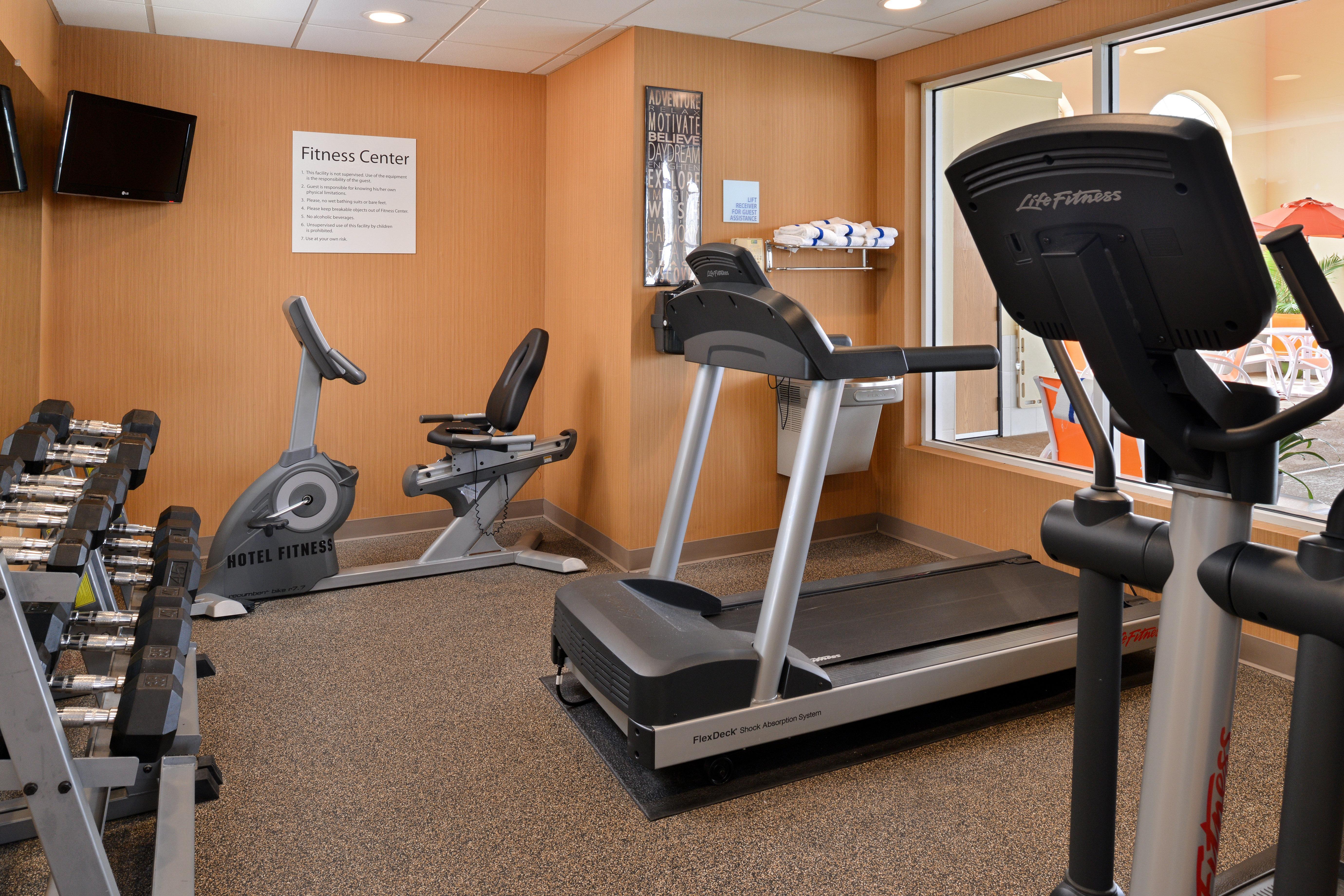 Holiday Inn Express Hotel & Suites Cincinnati-North/Sharonville Extérieur photo