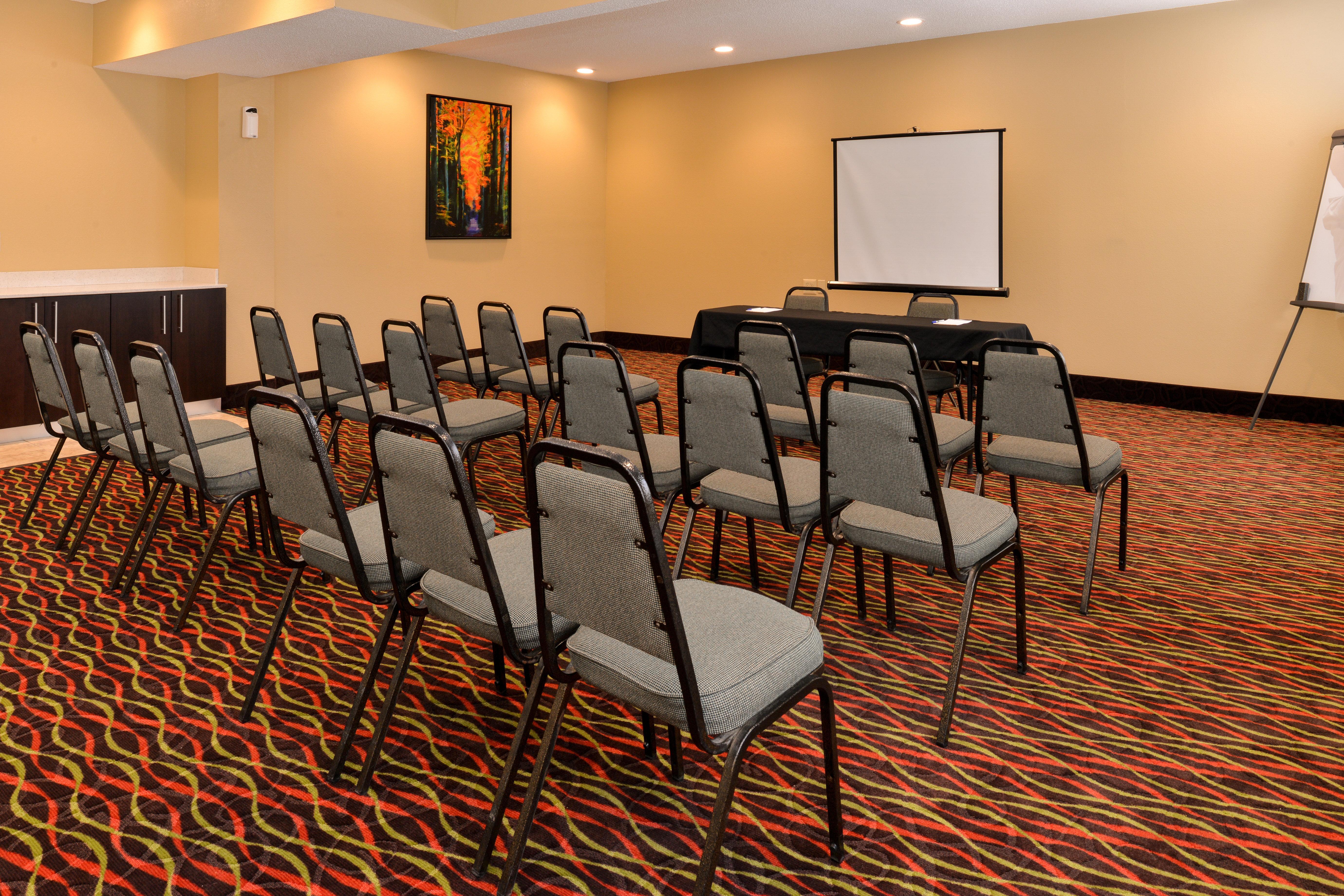 Holiday Inn Express Hotel & Suites Cincinnati-North/Sharonville Extérieur photo