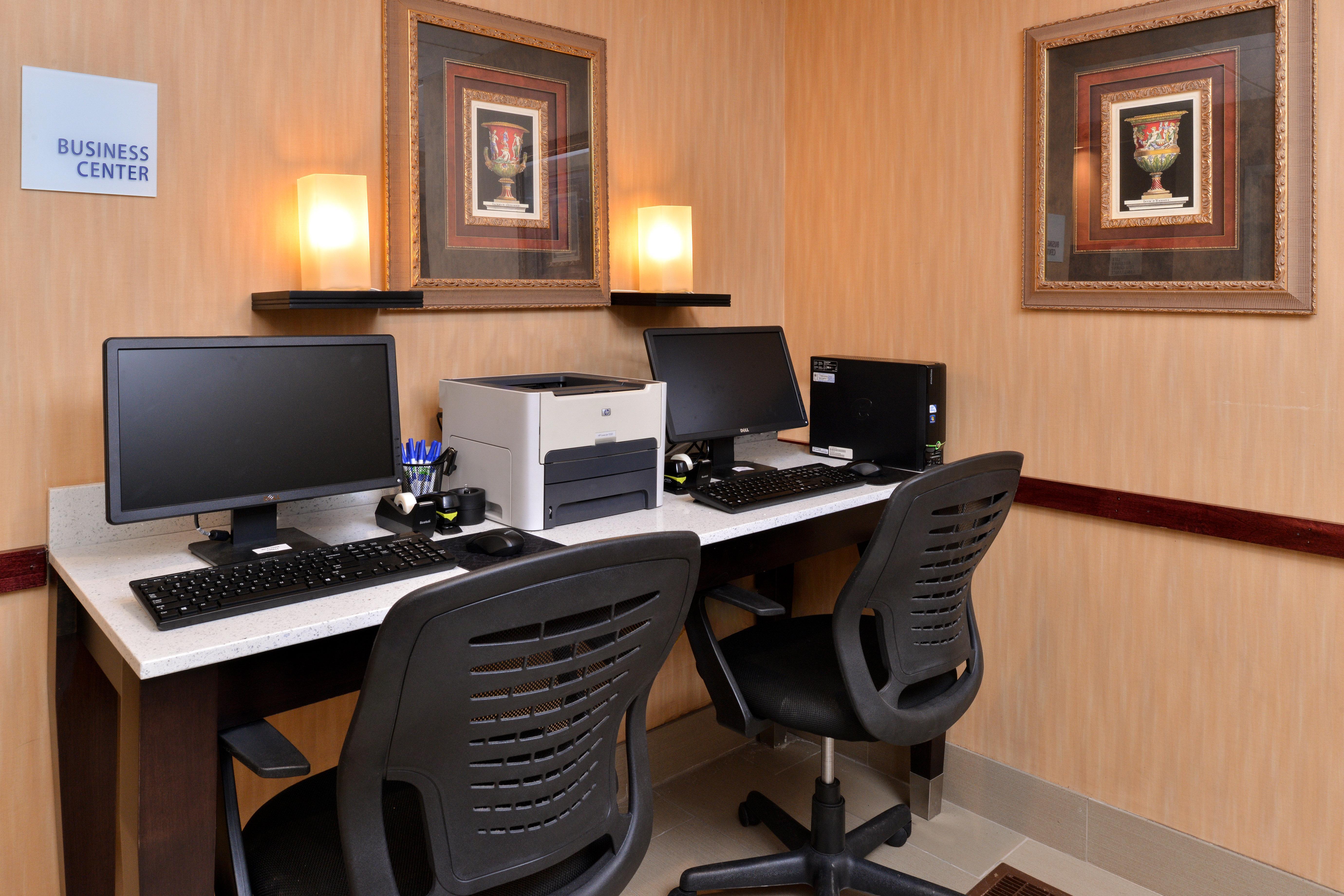 Holiday Inn Express Hotel & Suites Cincinnati-North/Sharonville Extérieur photo